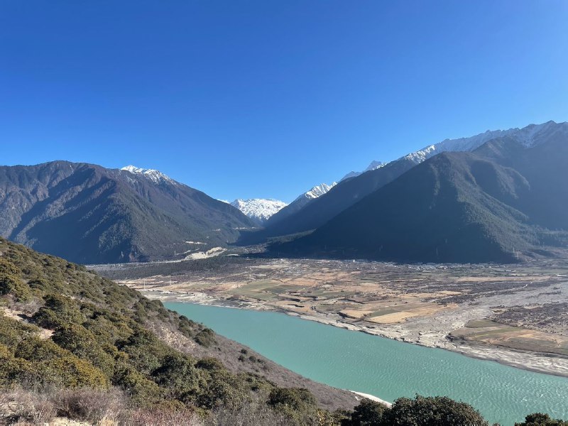 【国度代祷信息·西藏林芝家庭教会】202501252024年12月25日，西藏林芝市巴宜区检察院以涉嫌组织、利用邪教组织破坏法律实施罪，对姚西林、张卫、任晓云、王海英、李春洁、秦承兰、李小林、肖明芝、汪莹、李彦等十名基督徒提起公诉